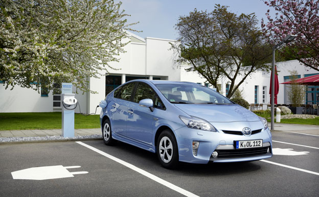 Toyota Prius Plug-In-Hybrid Plug-In-Hybridauto