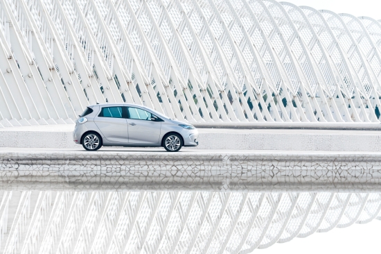 Renault ZOE: 43 kW / 58 PS Nenndauerleistung und 65 kW / 88 PS Maximalleistung (Quelle: Renault)