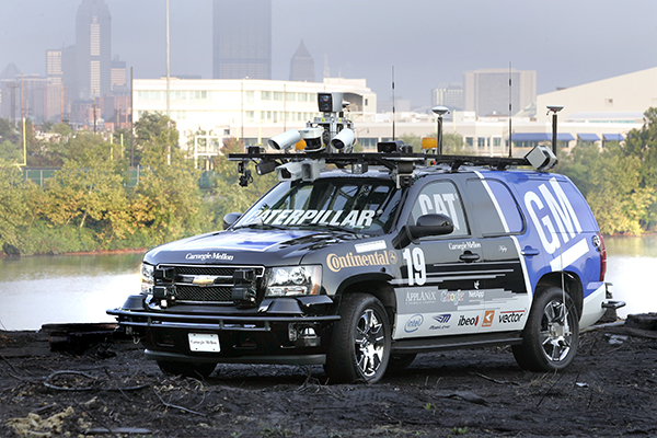 01-darpa-urban-challenge-boss