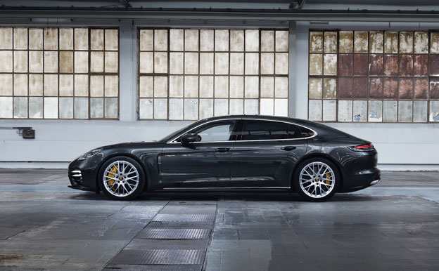 Porsche Panamera Turbo S E-Hybrid Executive Plug-In-Hybridauto