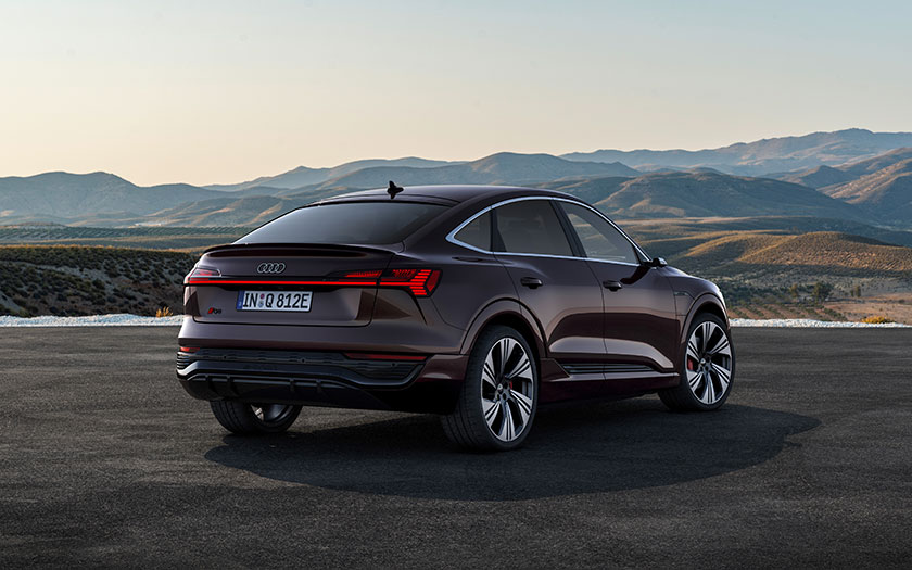 Audi Q8 Sportback e-tron Elektroauto Elektro-SUV