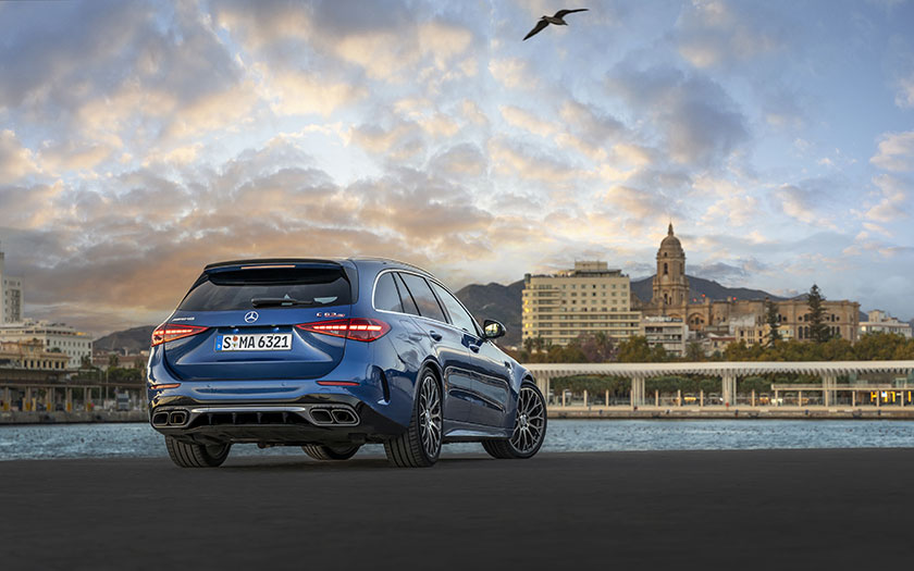 Mercedes-AMG C 63 S E Performance T-Modell Plug-In-Hybridauto Plug-In-Hybrid-Kombi PHEV-Kombi