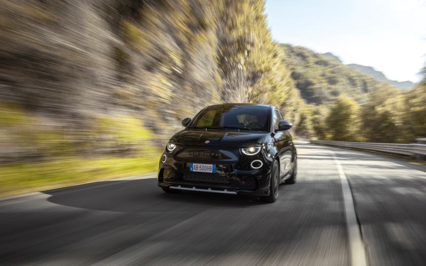 Abarth 500e Limousine Elektroauto Elektro-Kleinstwagen