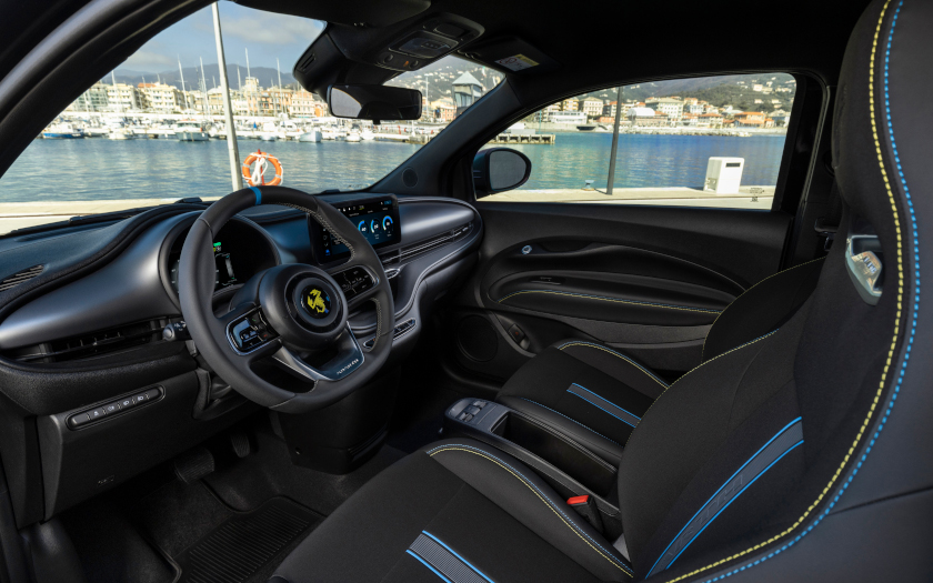 Abarth 500e Limousine Elektroauto Elektro-Kleinstwagen
