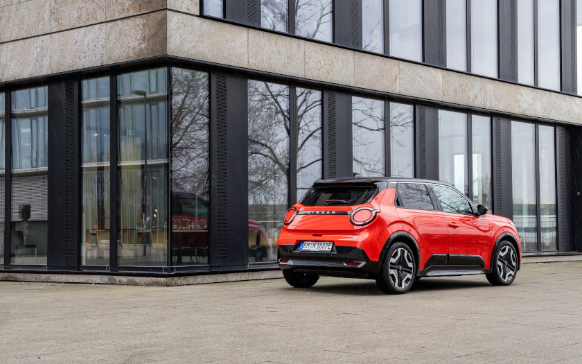 Nissan Micra Elektroauto Elektro-Kleinwagen