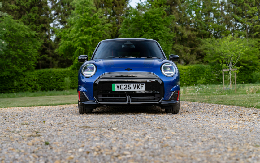 MINI John Cooper Works Electric Elektroauto Elektro-Kleinwagen